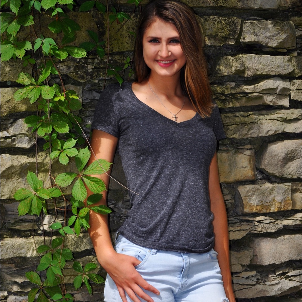 Meet your Posher, Kelly